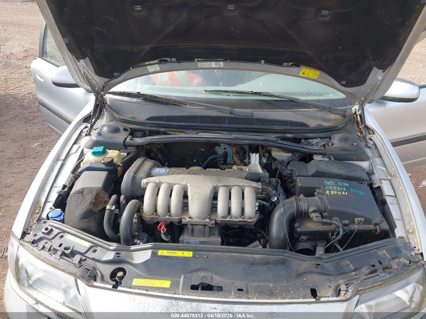2000 Volvo S80 2.9 VIN: YV1TS94D7Y1068675 Lot: 44878313