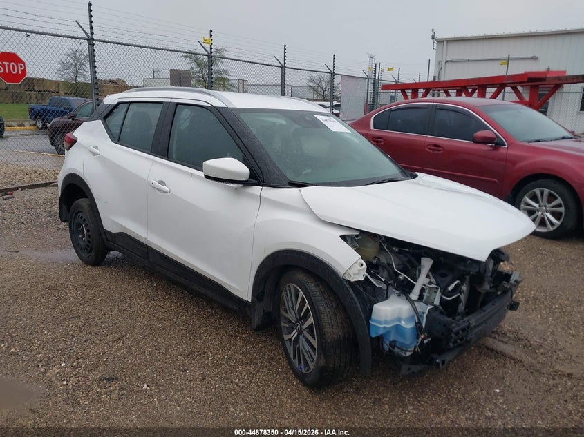 2024 Nissan Kicks Sv Xtronic Cvt