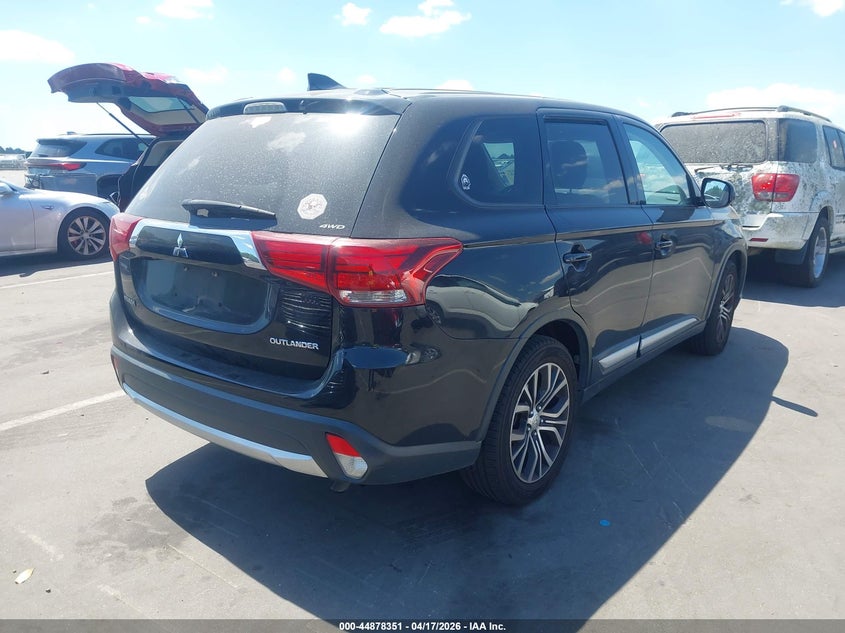 2017 Mitsubishi Outlander Es