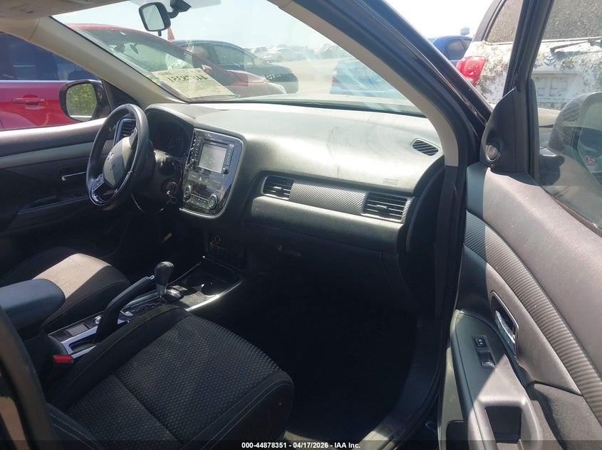 2017 Mitsubishi Outlander Es