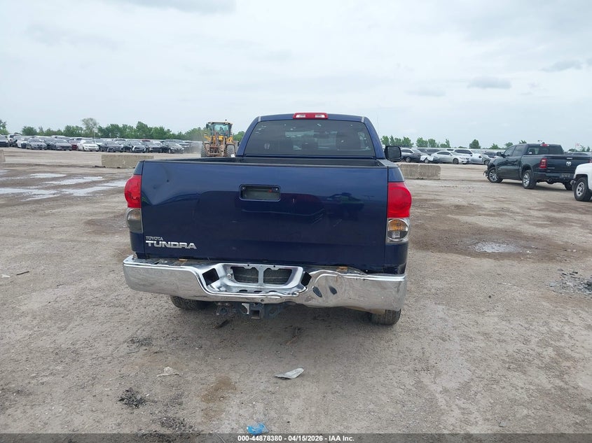 2007 Toyota Tundra Sr5 4.7L V8 VIN: 5TFST54187X001107 Lot: 44878380