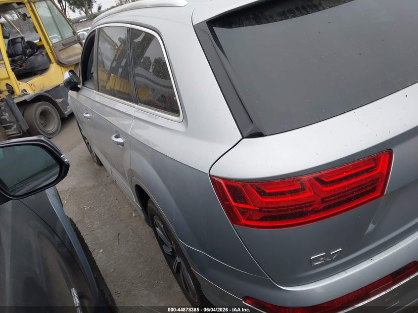 Vin: wa1vaaf70hd030708, lot: 45375716, audi q7 3.0t premium 20173