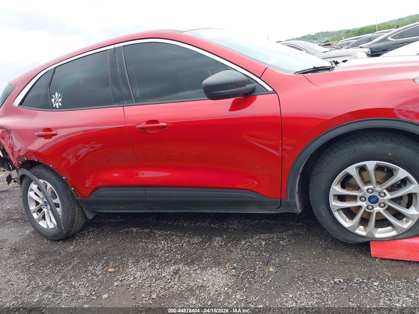 2022 Ford Escape Se VIN: 1FMCU0G67NUB29988 Lot: 44878404