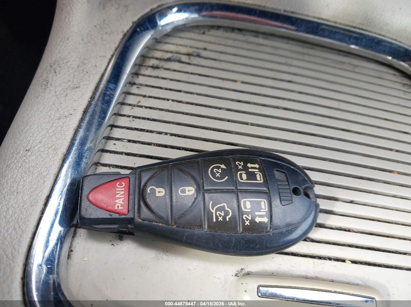 2018 Dodge Grand Caravan Sxt VIN: 2C4RDGCG9JR281607 Lot: 44878447