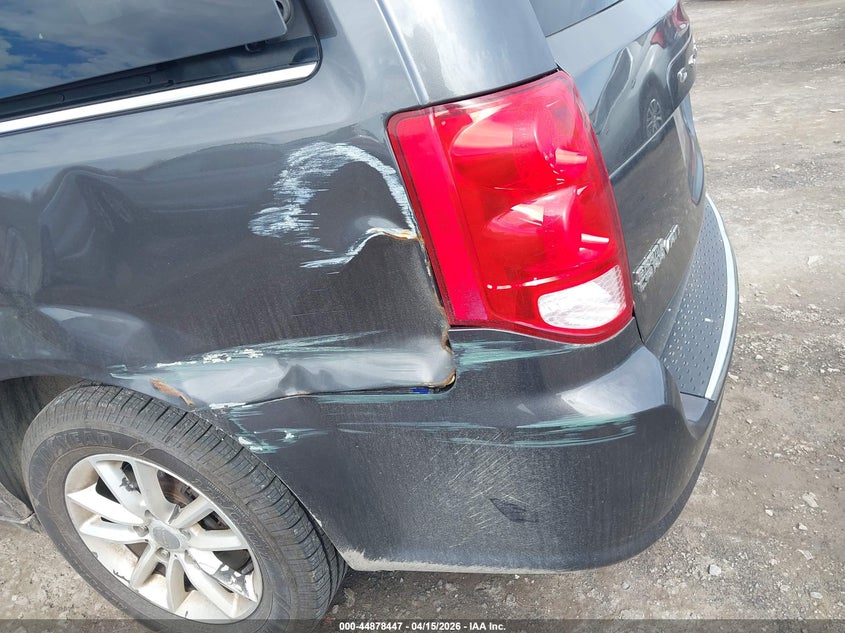 2018 Dodge Grand Caravan Sxt VIN: 2C4RDGCG9JR281607 Lot: 44878447