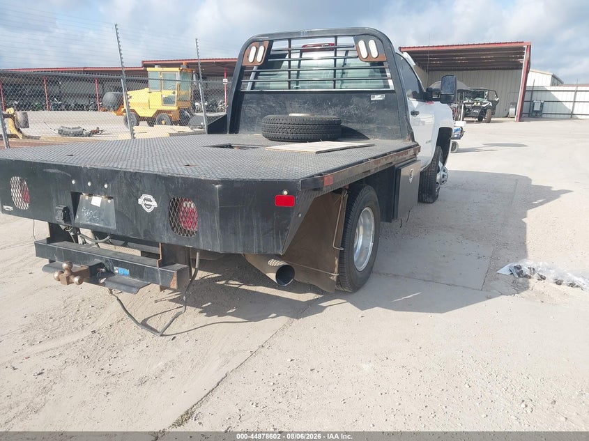 2018 CHEVROLET SILVERADO 3500HD CHASSIS auction photo 4
