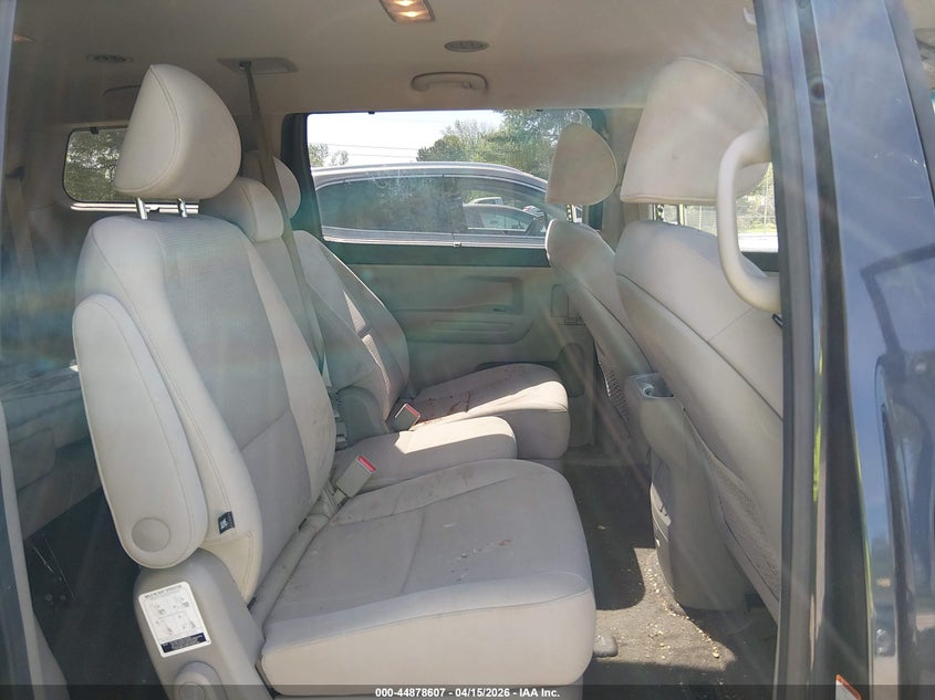 2016 Kia Sedona Lx VIN: KNDMB5C15G6162064 Lot: 44878607