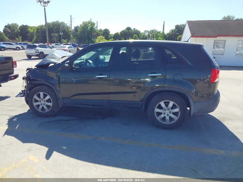2011 Kia Sorento Lx VIN: 5XYKT3A10BG097819 Lot: 44878609