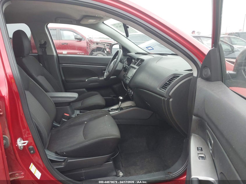 2019 MITSUBISHI OUTLANDER SPORT auction photo 5