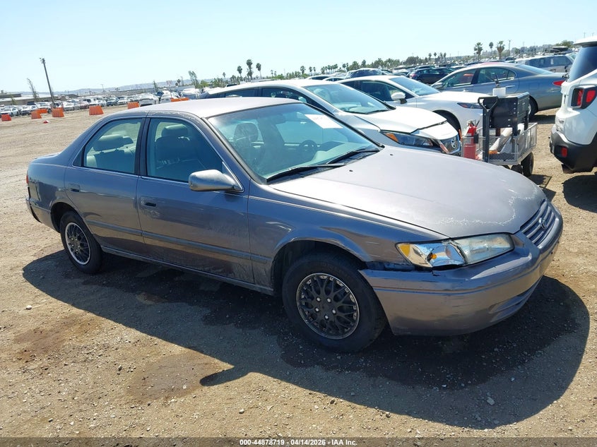 1999 Toyota Camry Le