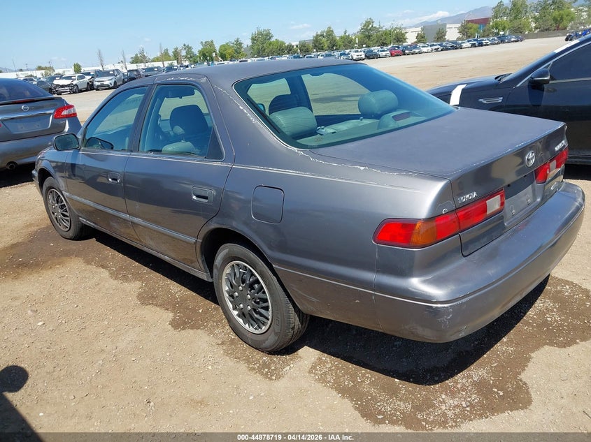 1999 Toyota Camry Le