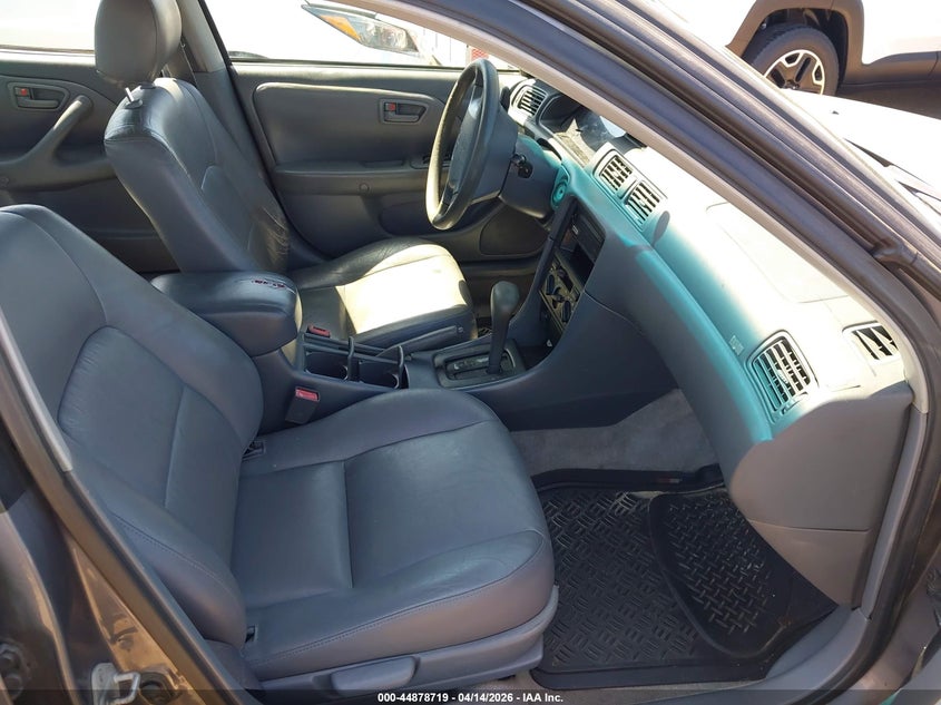 1999 Toyota Camry Le