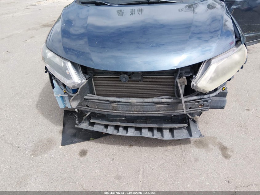 2015 Nissan Rogue S VIN: 5N1AT2MK0FC829186 Lot: 44878784