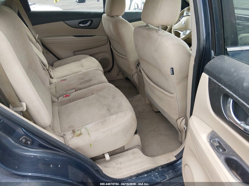 2015 Nissan Rogue S VIN: 5N1AT2MK0FC829186 Lot: 44878784