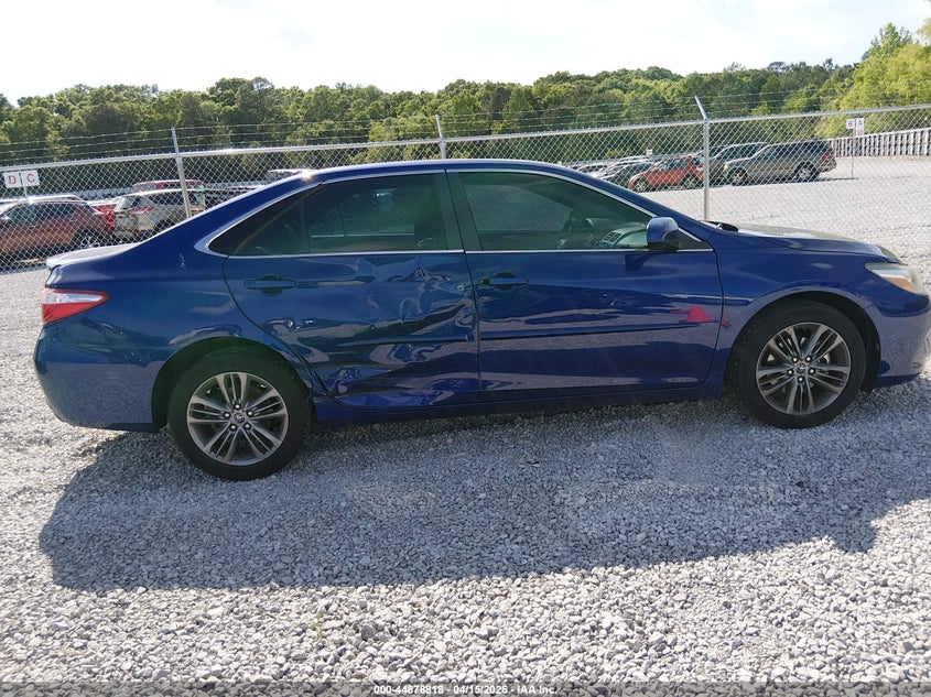 2015 Toyota Camry Se VIN: 4T1BF1FK5FU923383 Lot: 44878818