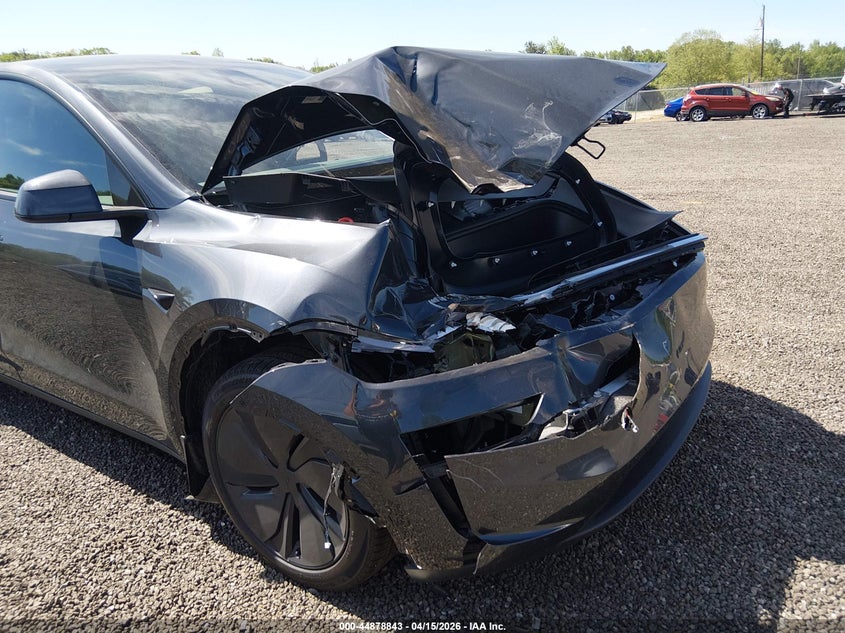 2026 Tesla Model Y Premium Rear-Wheel Drive/Standard Rear-Wheel Drive VIN: 7SAYGDED7TA658924 Lot: 44878843