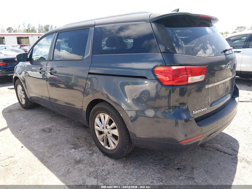 2015 Kia Sedona Lx