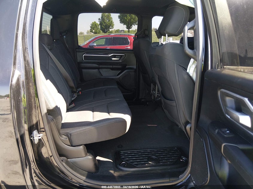2019 Ram 1500 5.7 Ram Big Horn/Lone Star 4X4 5'7 Box black Lot 111044878985 Vin 1C6SRFFT3KN919250