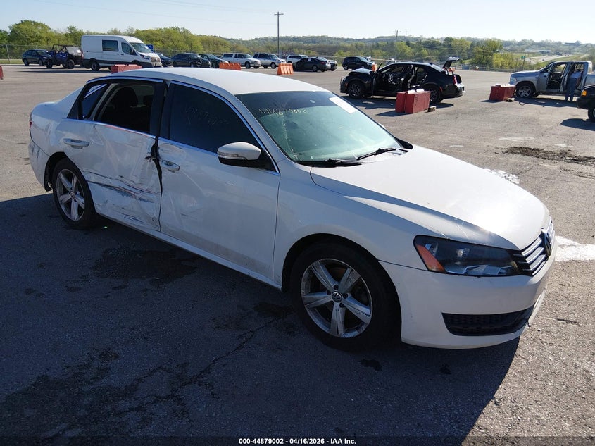 2014 VOLKSWAGEN PASSAT 2.5L SE