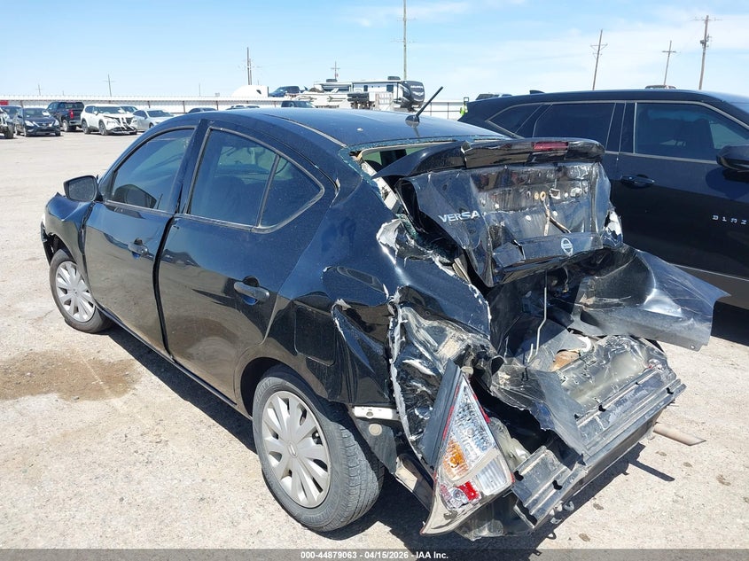 2017 Nissan Versa 1.6 S+