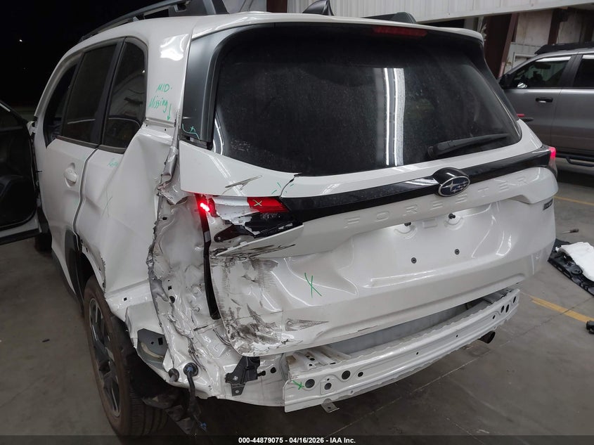 2025 Subaru Forester Premium Hybrid VIN: JF2SLSED5SH419250 Lot: 44879075