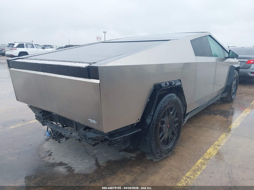 2024 TESLA CYBERTRUCK — zdjęcie 4