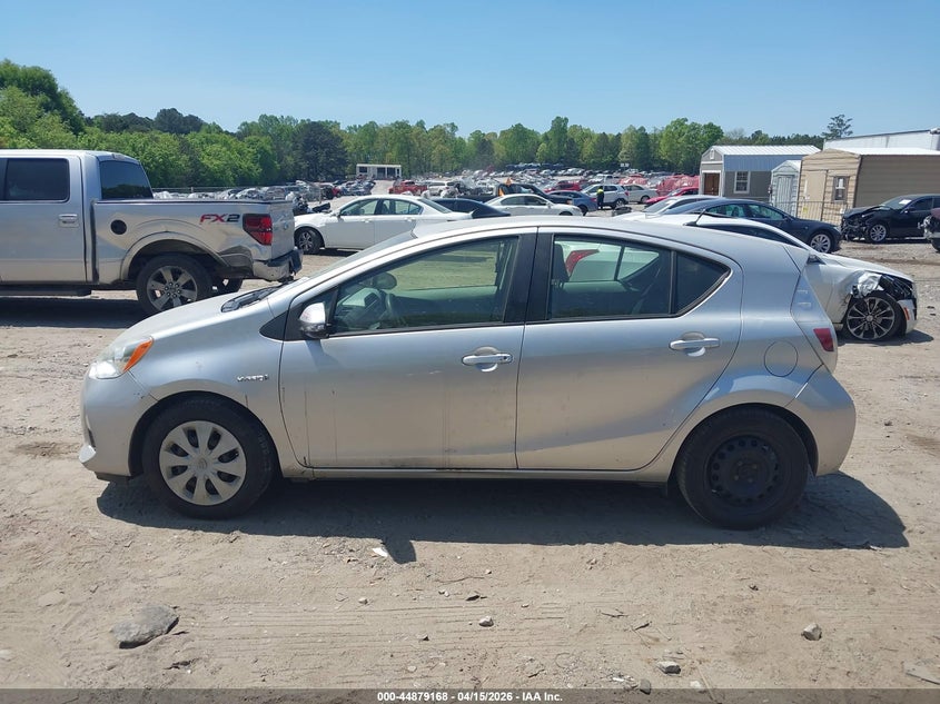 2012 Toyota Prius C Two VIN: JTDKDTB33C1515370 Lot: 44879168
