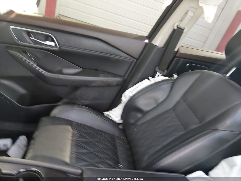 VIN JN8AT3DC8MW100274 2021 NISSAN ROGUE PLATINUM FWD