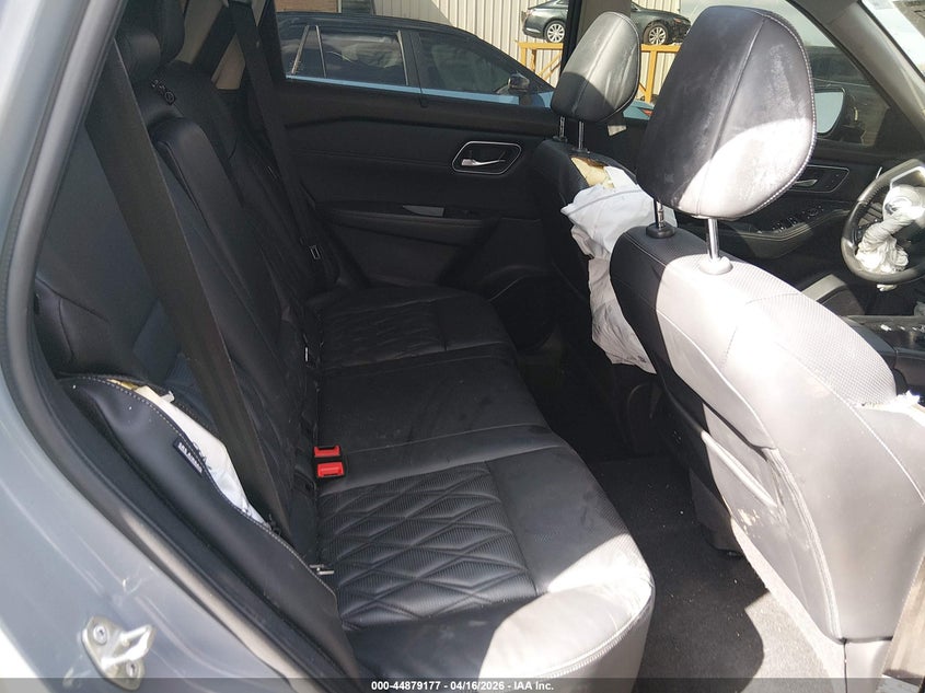 VIN JN8AT3DC8MW100274 2021 NISSAN ROGUE PLATINUM FWD