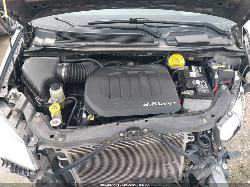 2015 Dodge Grand Caravan Sxt VIN: 2C4RDGCG1FR750261 Lot: 44879191