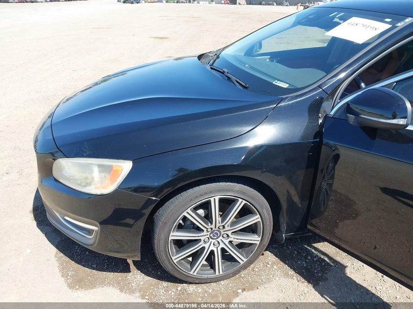2014 Volvo S60 T5 Platinum VIN: YV1612FS2E2278559 Lot: 44879198
