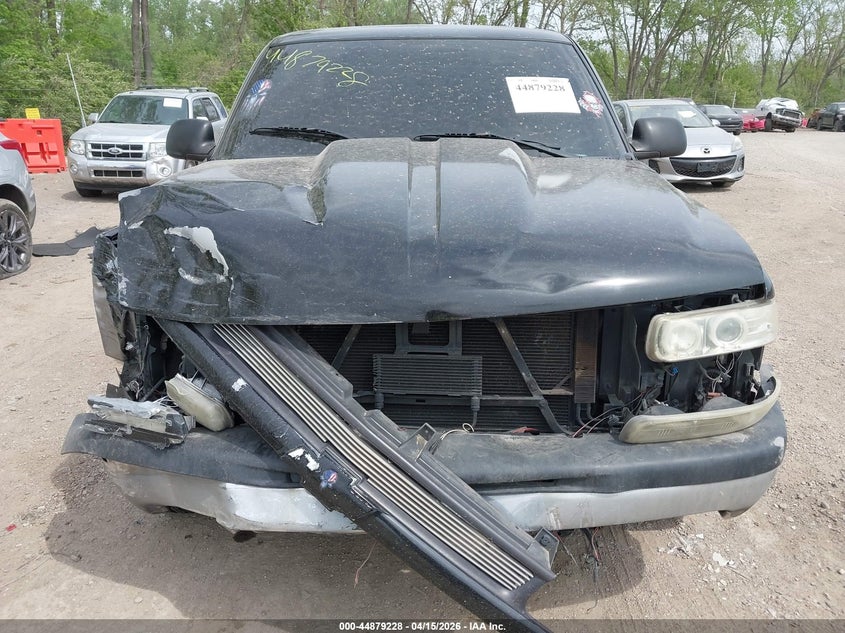 2001 Chevrolet Silverado 1500 Ls VIN: 2GCEC19T011281285 Lot: 44879228
