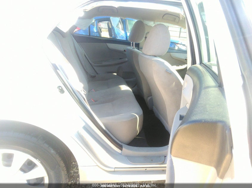 2013 TOYOTA COROLLA auction photo 8
