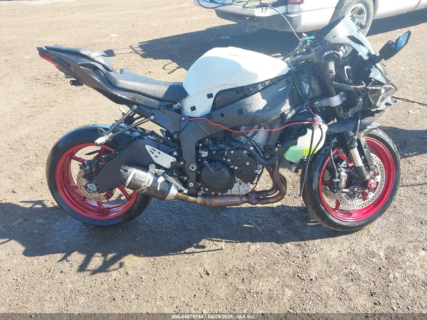 2025 Kawasaki Zx636 K VIN: JKBZXJJ13SA017846 Lot: 44879244