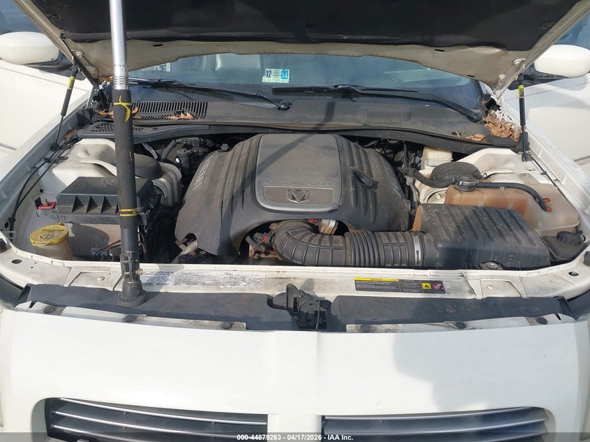 2005 Dodge Magnum Rt VIN: 2D8GV582X5H640725 Lot: 44879263