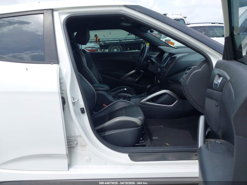 2016 Hyundai Veloster Turbo
