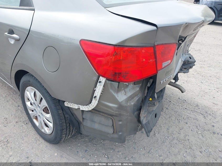 2011 Kia Forte Ex VIN: KNAFU4A2XB5442180 Lot: 44879396