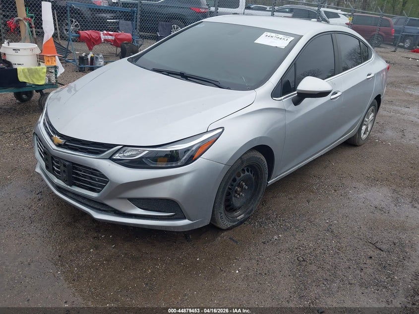 2018 CHEVROLET CRUZE auction photo 2