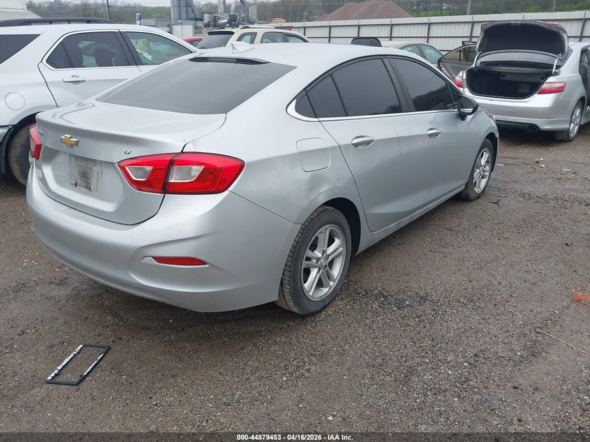 2018 CHEVROLET CRUZE auction photo 4