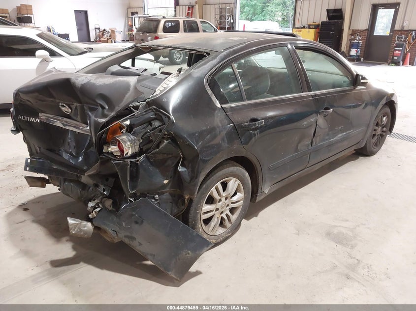 2010 NISSAN ALTIMA auction photo 4