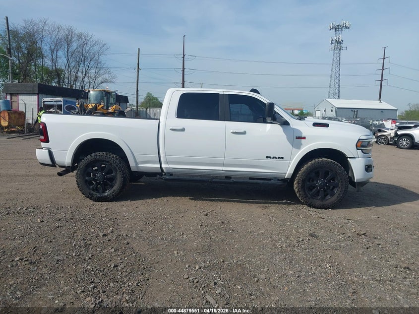 2022 Ram 2500 6.4 Ram Laramie 4X4 6'4 Box white Lot 111044879551 Vin 3C6UR5FJ0NG221810