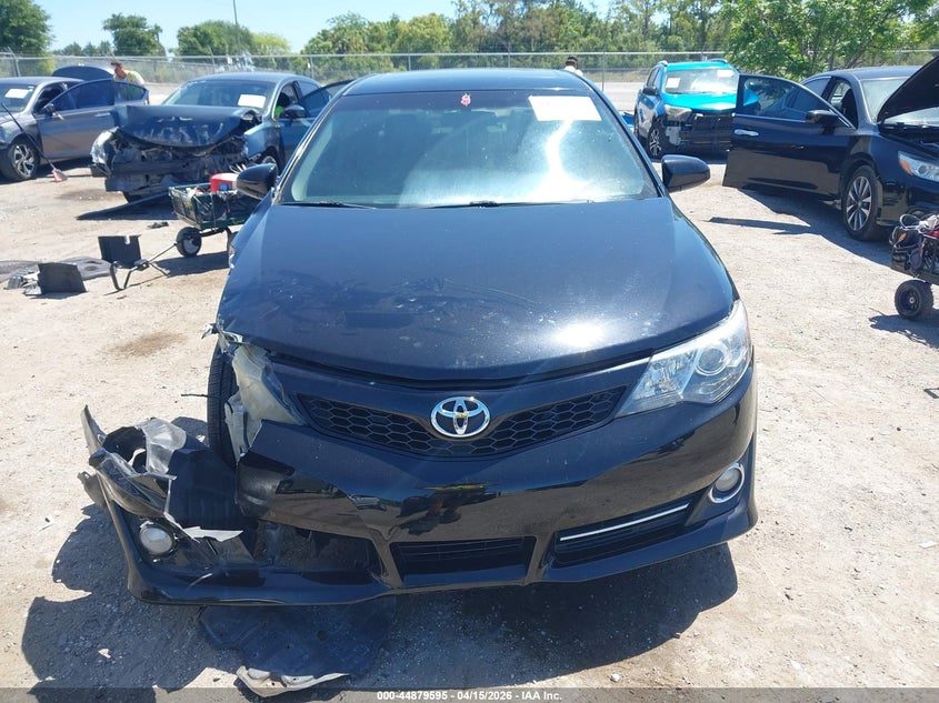 2013 Toyota Camry Se VIN: 4T1BF1FK5DU645677 Lot: 44879595