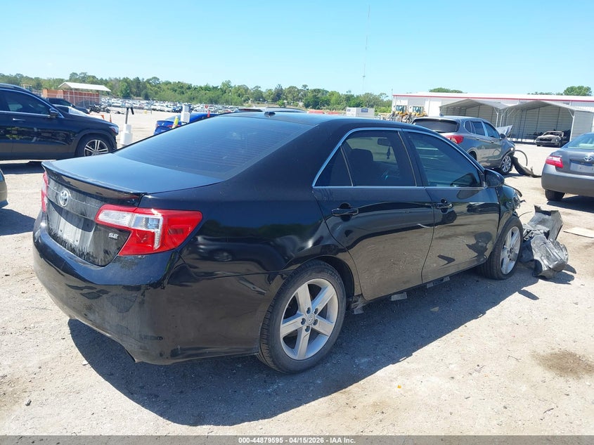 2013 Toyota Camry Se VIN: 4T1BF1FK5DU645677 Lot: 44879595
