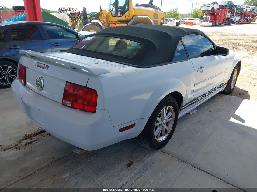 2007 Ford Mustang V6 Deluxe/V6 Premium
