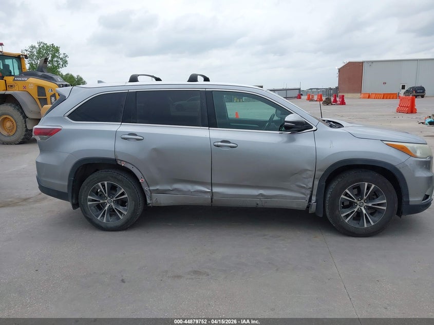 2016 Toyota Highlander Xle V6 VIN: 5TDKKRFH9GS179313 Lot: 44879752