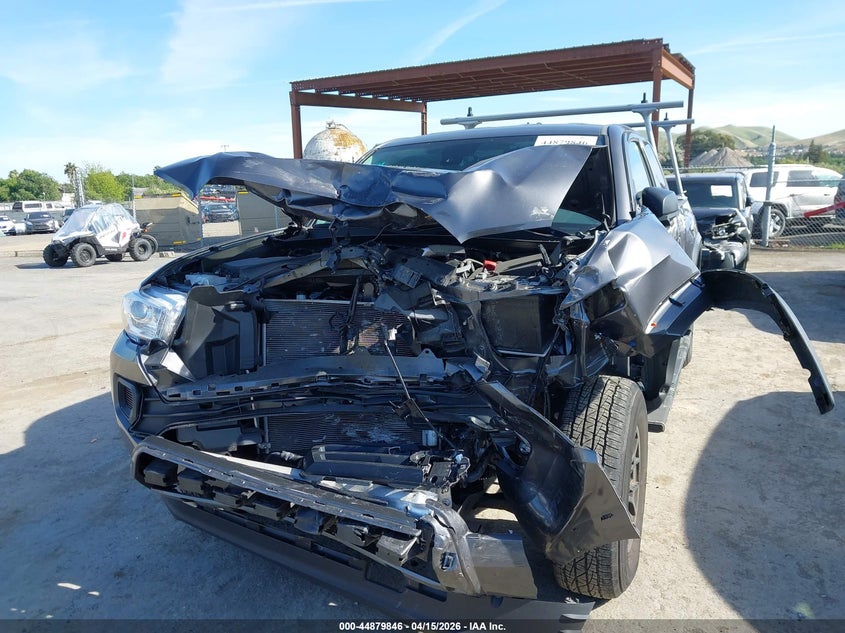 2022 Toyota Tacoma Sr V6 VIN: 3TYRZ5CNXNT017799 Lot: 44879846