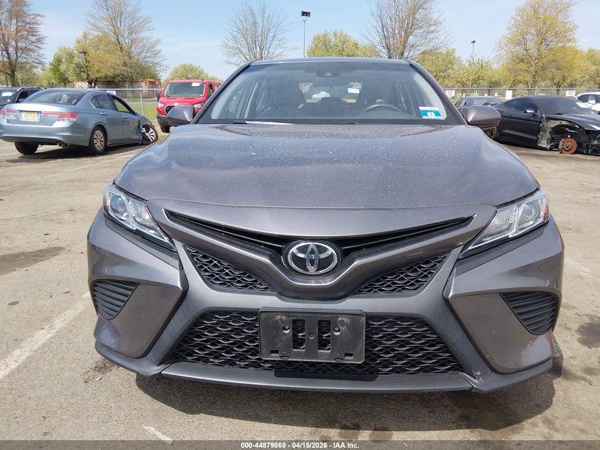 2018 Toyota Camry Se VIN: 4T1B11HK7JU036582 Lot: 44879869