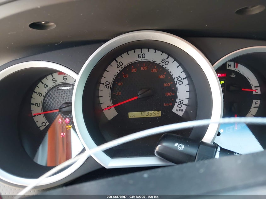 2015 Toyota Tacoma Base V6 VIN: 3TMLU4ENXFM174550 Lot: 44879897