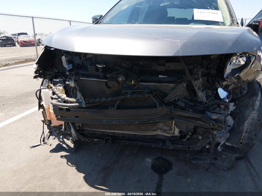 2017 Nissan Rogue Sv VIN: 5N1AT2MV6HC815659 Lot: 44879900