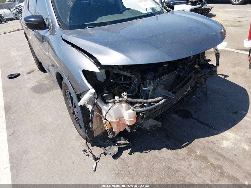 NISSAN ROGUE SV 2017